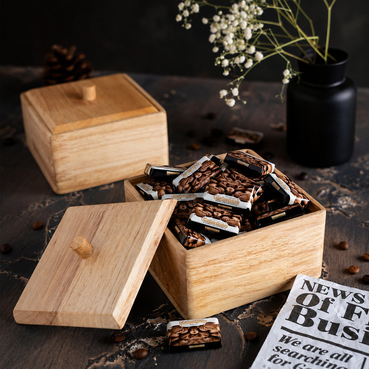 شکلات خوری درب‌دار چوبی رابر
